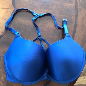 34DD Victoria Secret bra, NWOT
